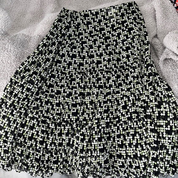 skirt - Picture 1 of 2